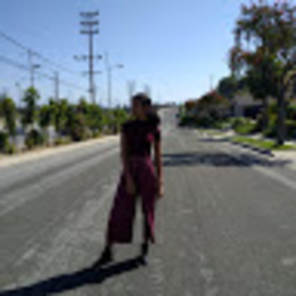 Meet your Posher, Valentina